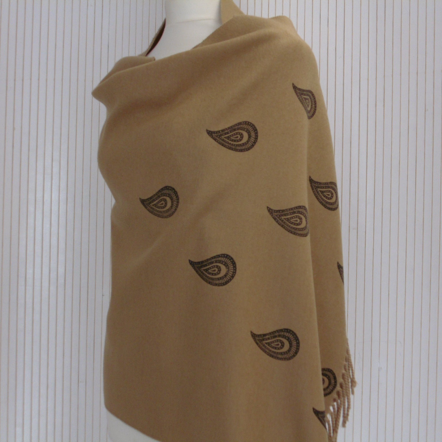 Hand Block Printed Cashmere Blend chunky Winter Shawl - Riwayat