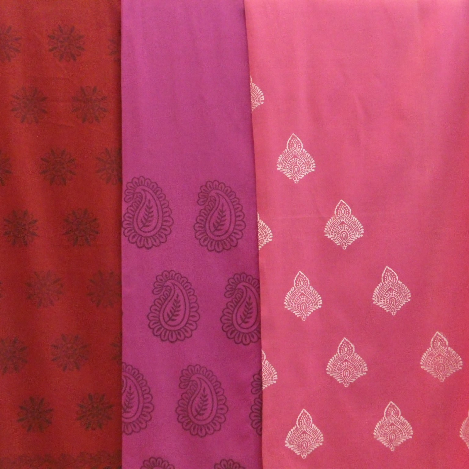 Hand Block Printed Cotton Lawn Scarf - Riwayat